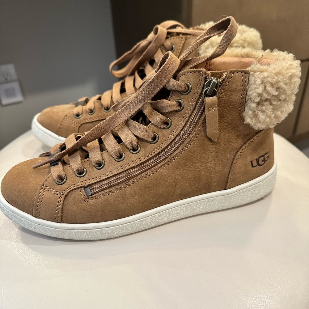 UGG Chestnut Lace-Up Boots with Shearling
